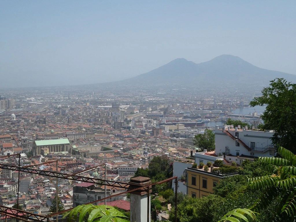 Travel Guide: Naples