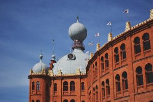 Lisbon Vacation Packages: When Bundling Beats Booking Solo (And When It Doesn’t)