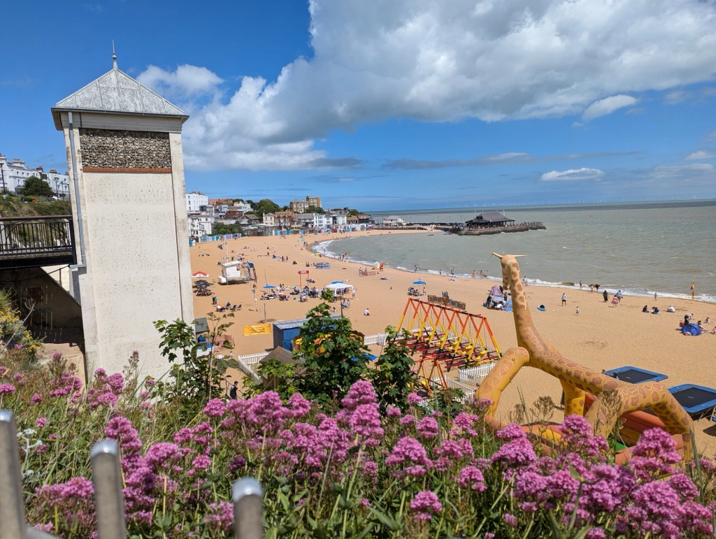 Travel Guide: Broadstairs, Kent